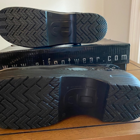 Black Patent Clogs Size 39 (8.5-9) by Artificial Intelligence Like Dansko NIB - Picture 5 of 6